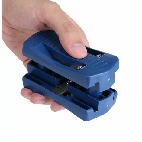 Triomphe Petite Tondeuse à Bois 2 Triomphe Petite Tondeuse à Bois