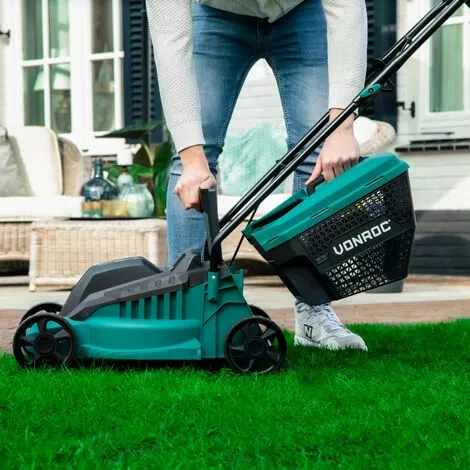 VONROC Set Tondeuse à Gazon 1300W Largeur De Coupe 32cm – Débroussailleuse 300W Diamètre De Coupe Ø230mm 5 VONROC Set Tondeuse à Gazon 1300W Largeur De Coupe 32cm – Débroussailleuse 300W Diamètre De Coupe Ø230mm – Image 3